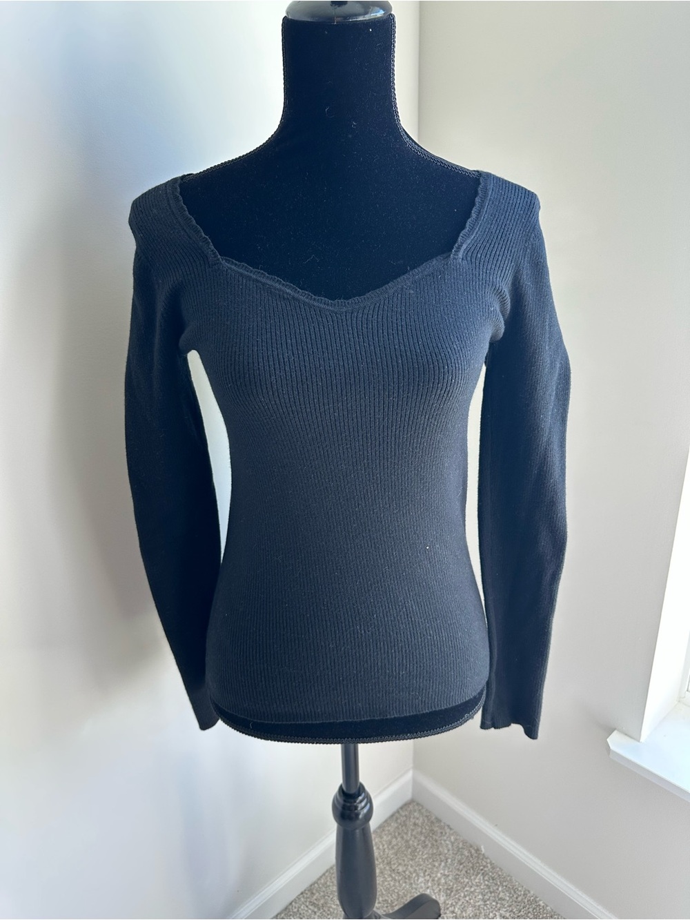 Women’s Old Navy Black Ribbed Sweater Top